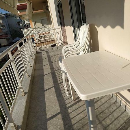 Lazaros Apartments Olympiaki Akti Bagian luar foto